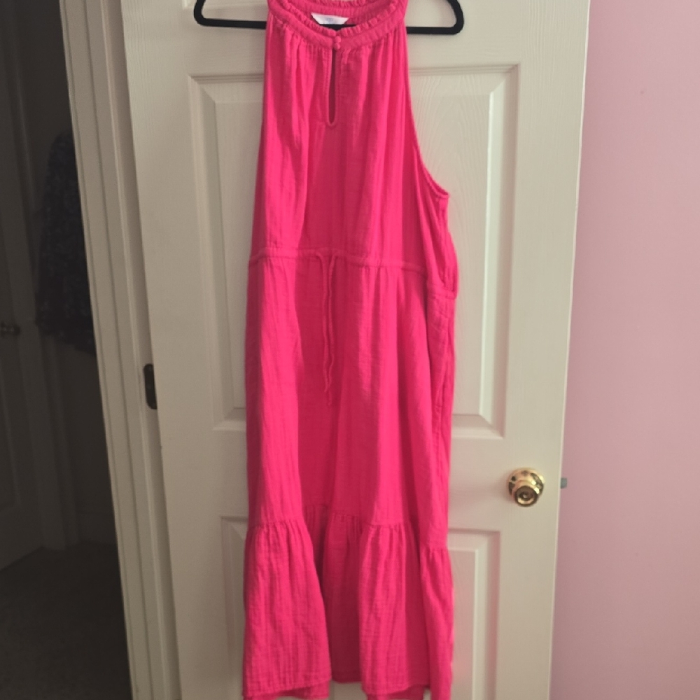 Time and Tru Fuchsia Ruffled Top
